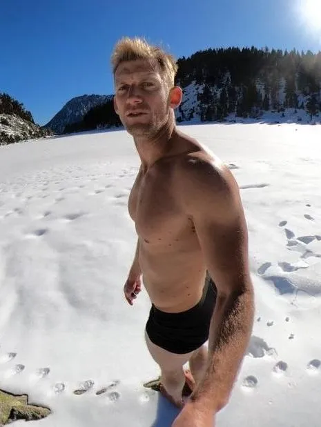 Luke Wills, instructor de respiración y frío
